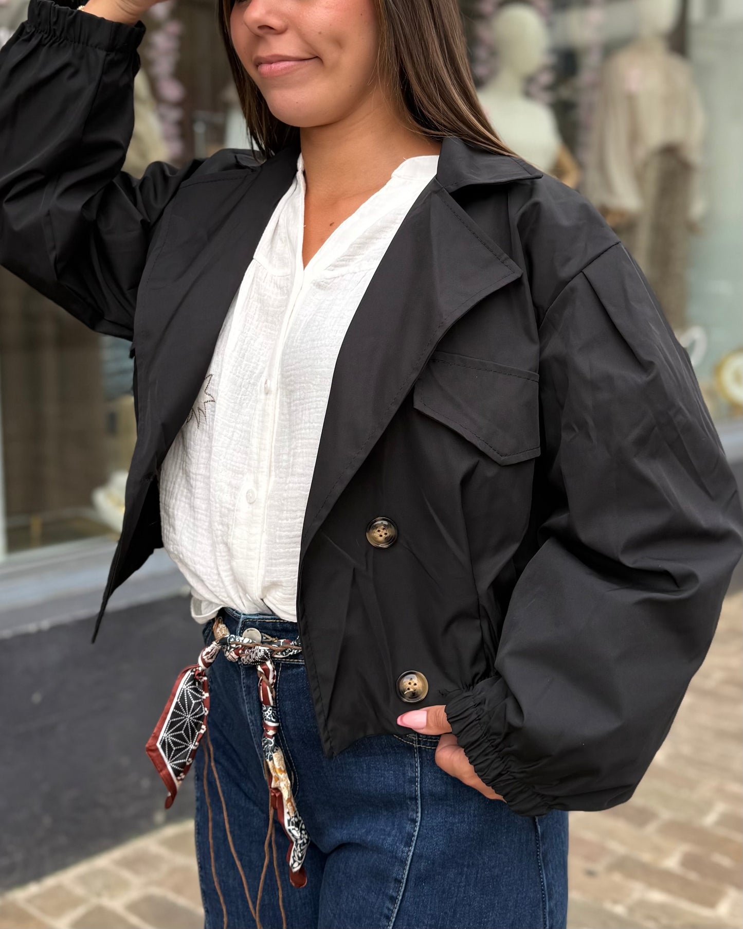 Veste cintré à la taille noir
