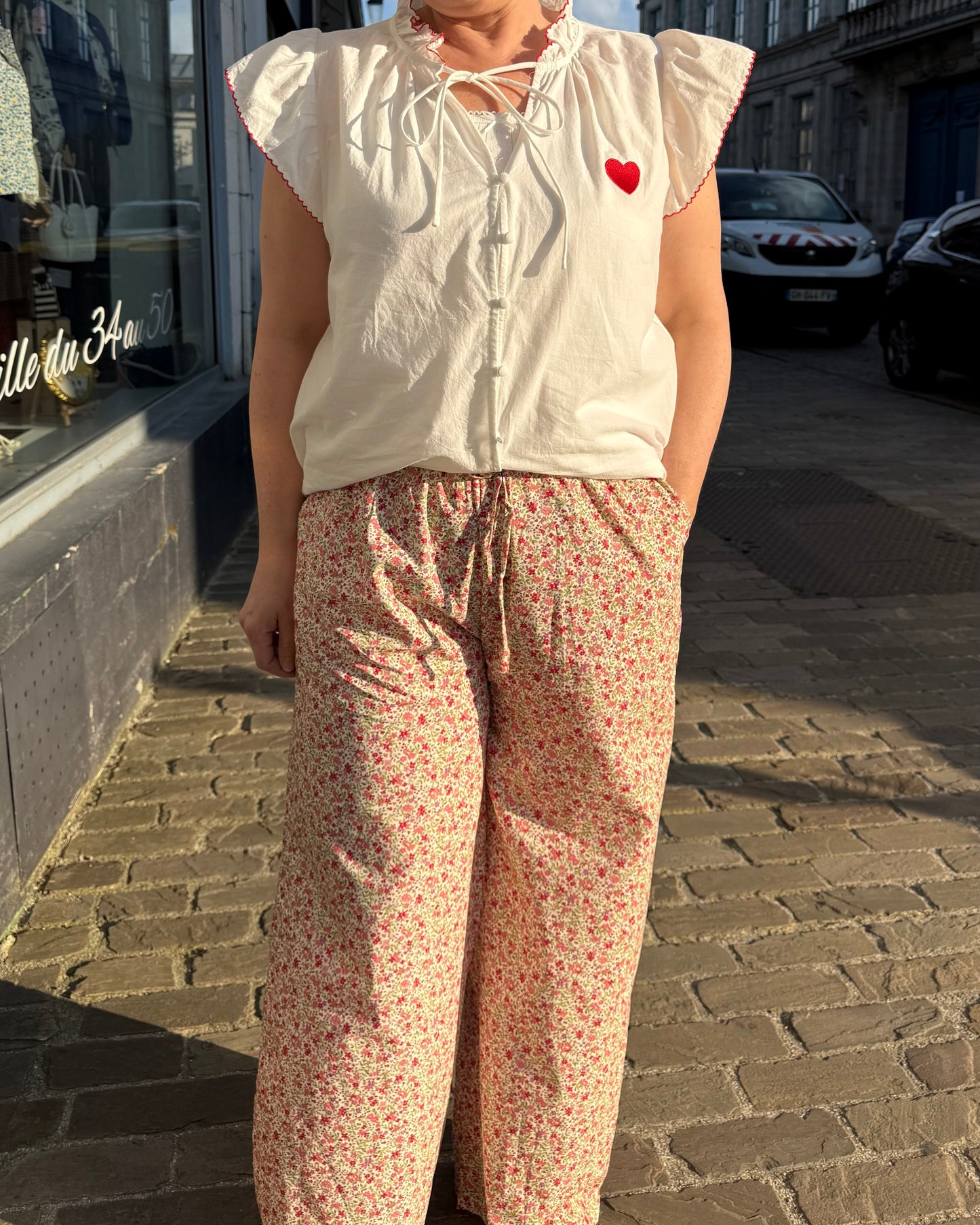 Pantalon fleuri