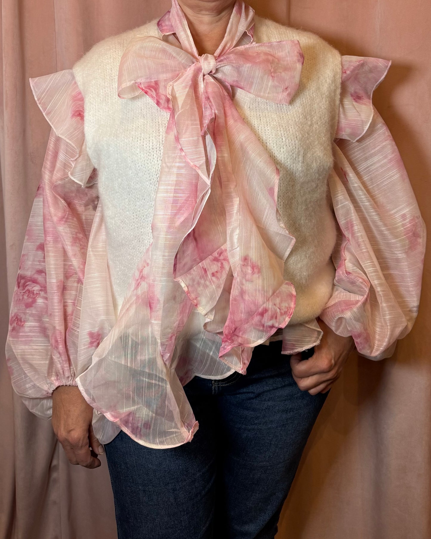 Chemise rose à volant