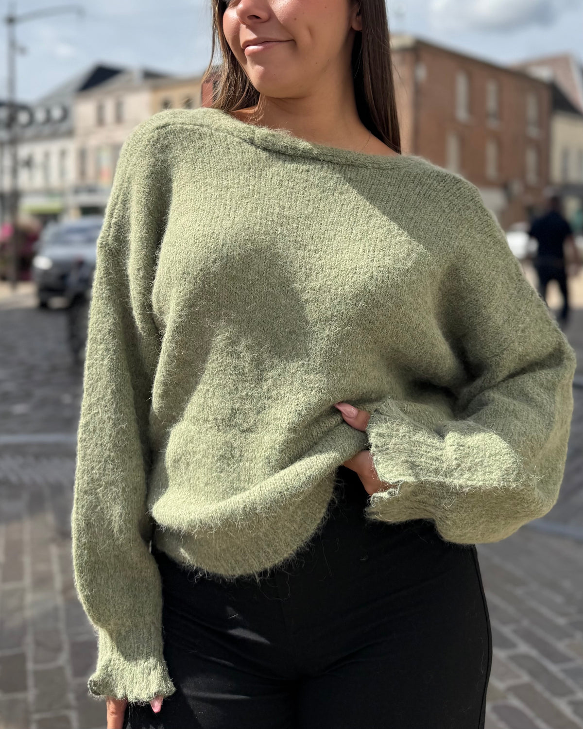 Pull dos nu ou noeud devant