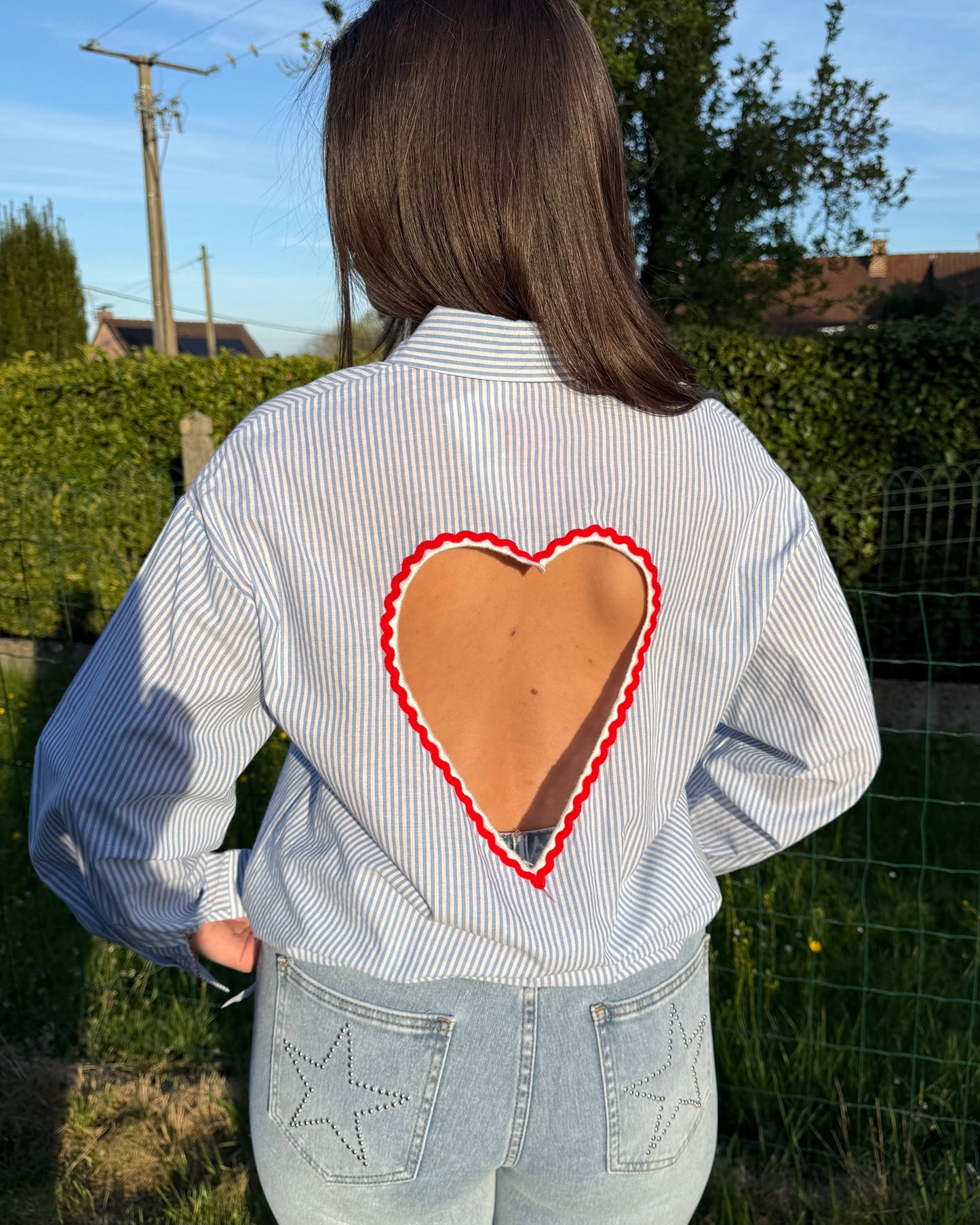 Chemise cœur dos nu