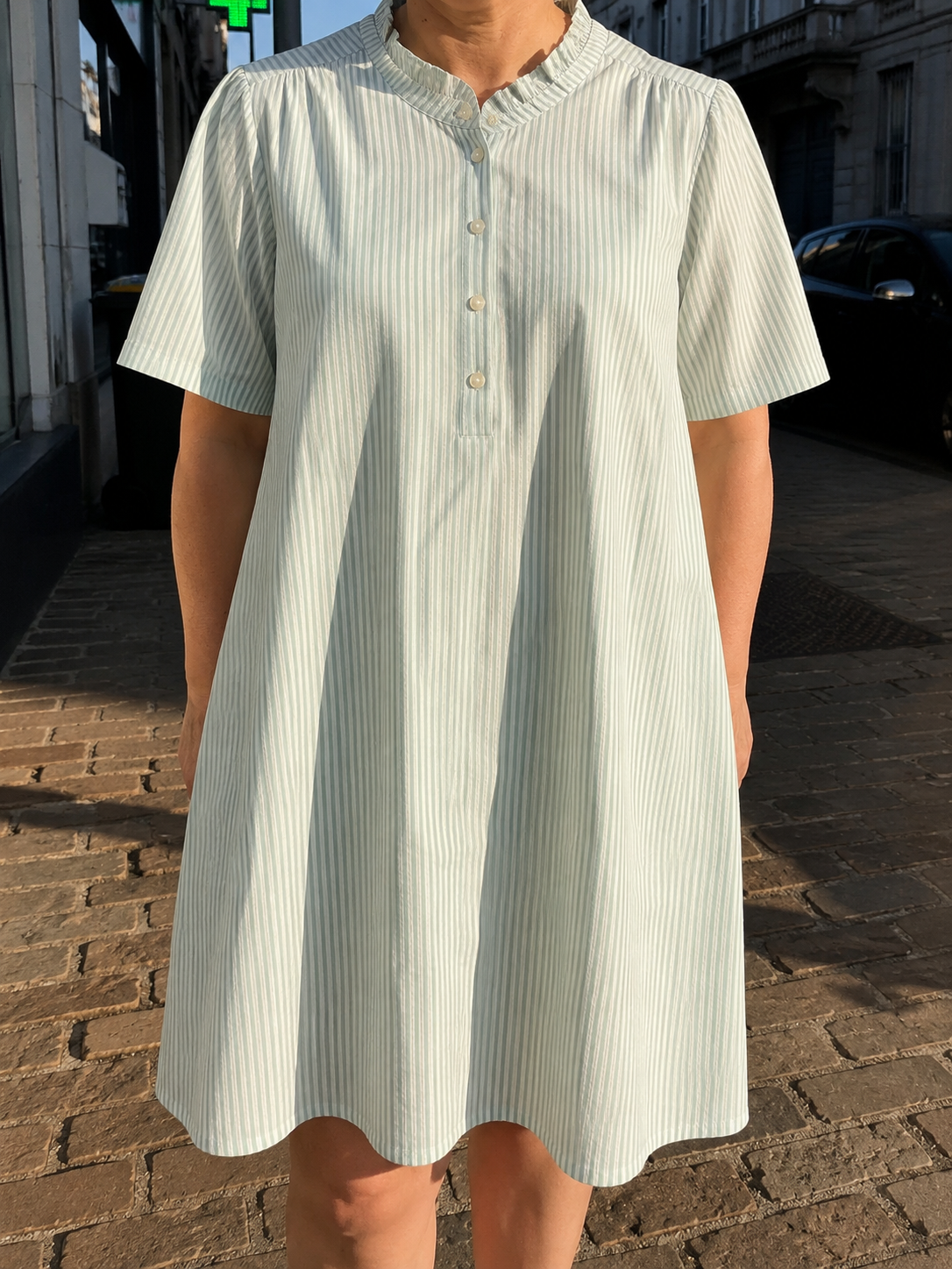 Robe droite courte