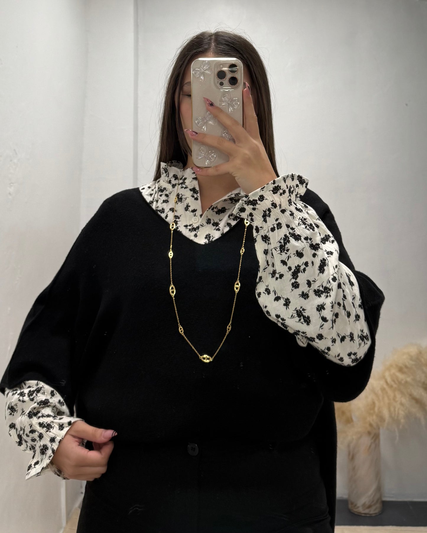 Chemise fleurs noires