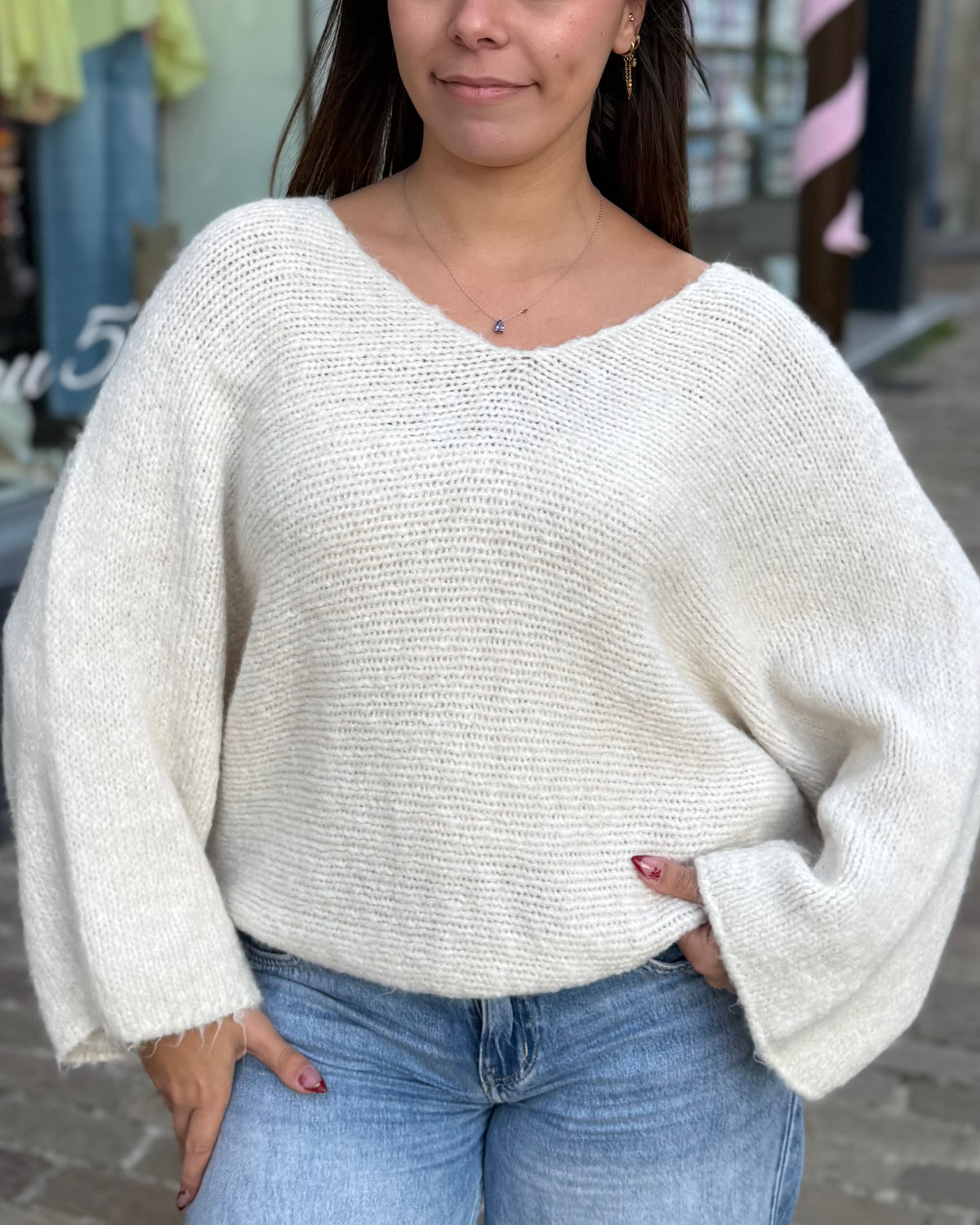 Pull chauve souris col V écru 34 à 44