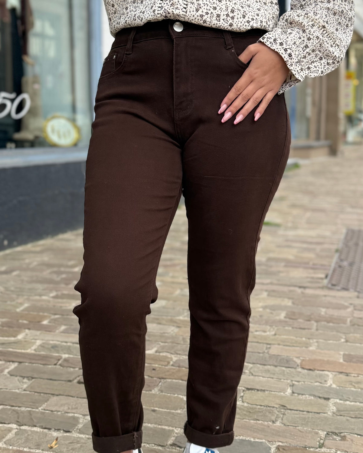 Jean mom marron 36 à 48