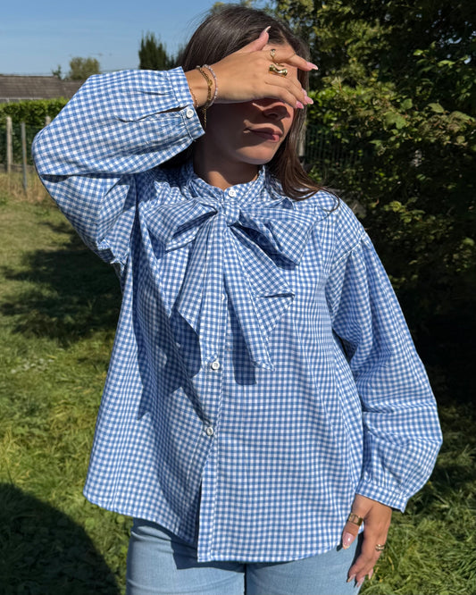 Haut Erika bleu