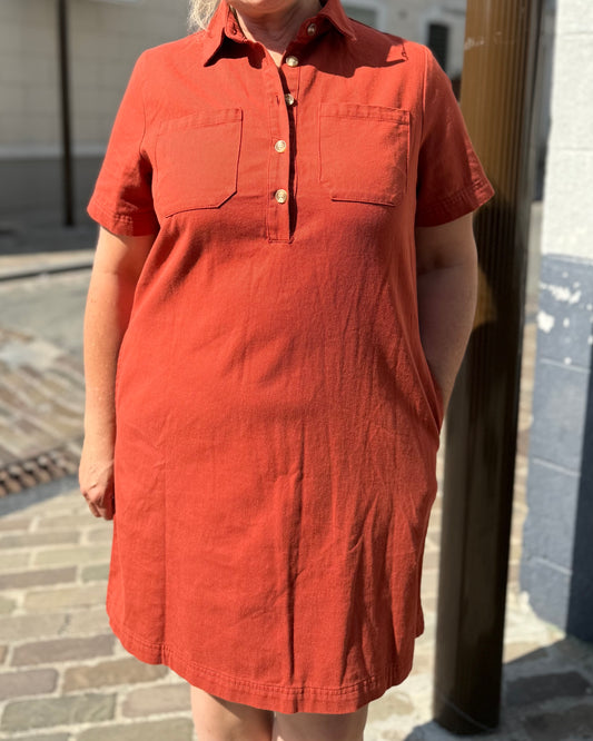 Robe terracotta Isis