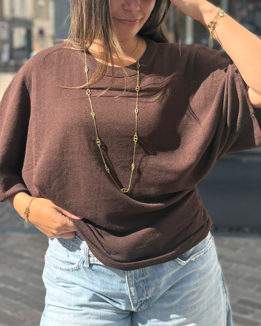 Pull cintré à la taille chauve souris marron