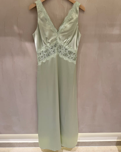 Robe cérémonie vert sauge