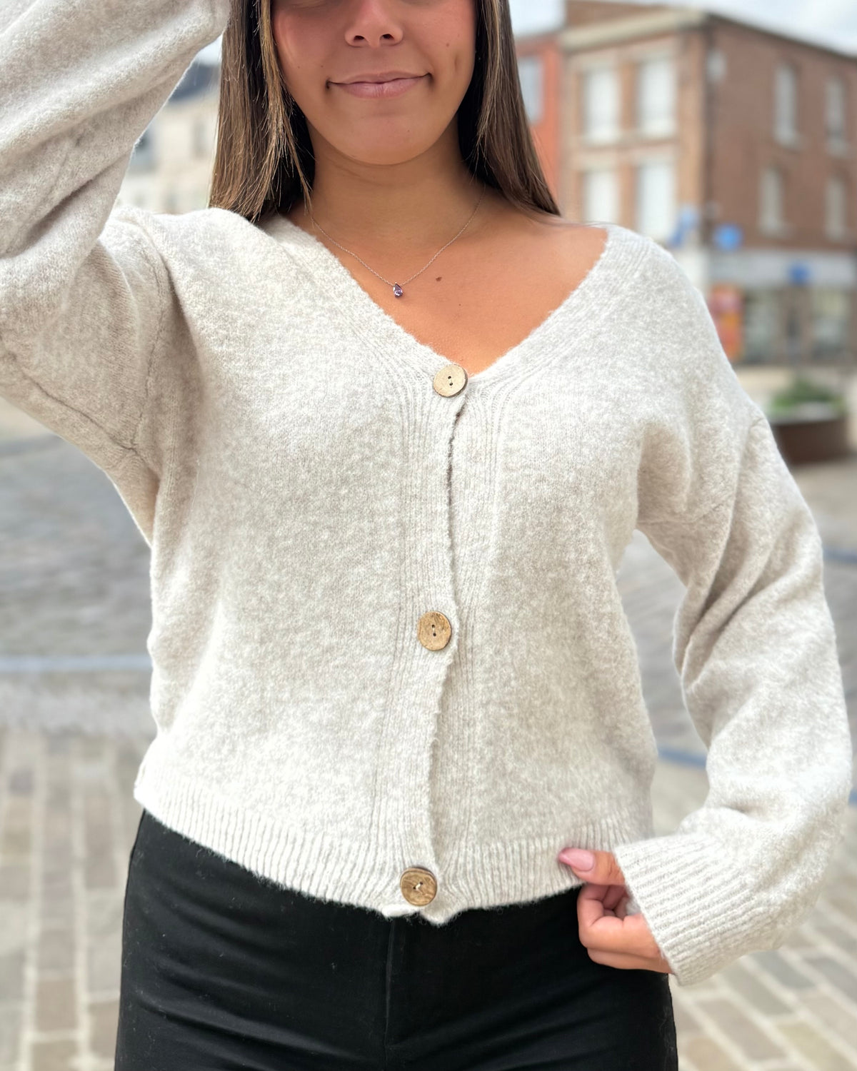 Gilet beige boutons bois