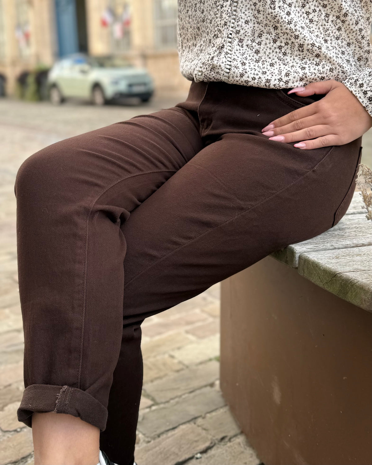 Jean mom marron 36 à 48