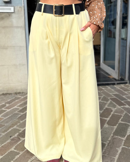 Pantalon large habillé jaune