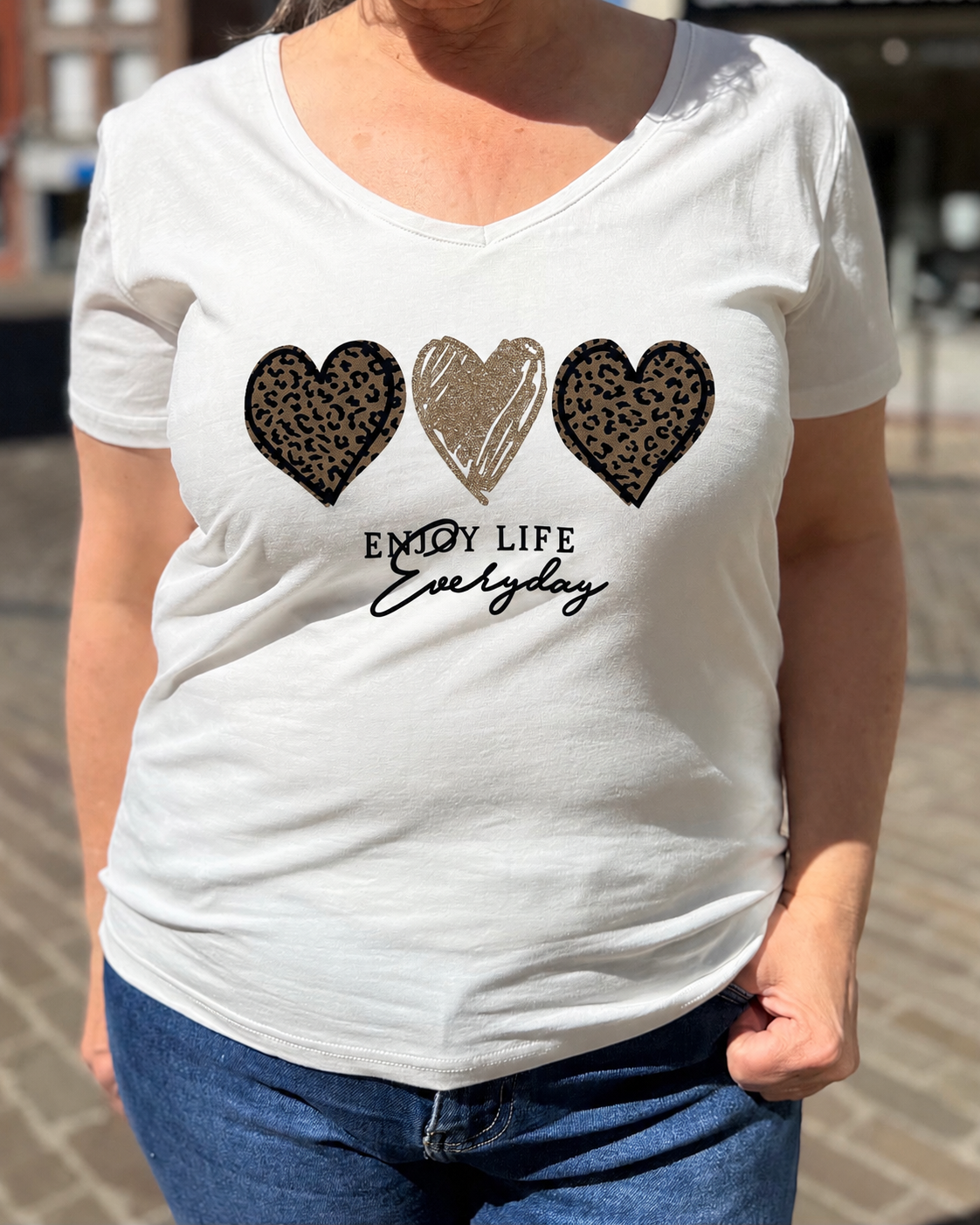 T-shirt coeur marron