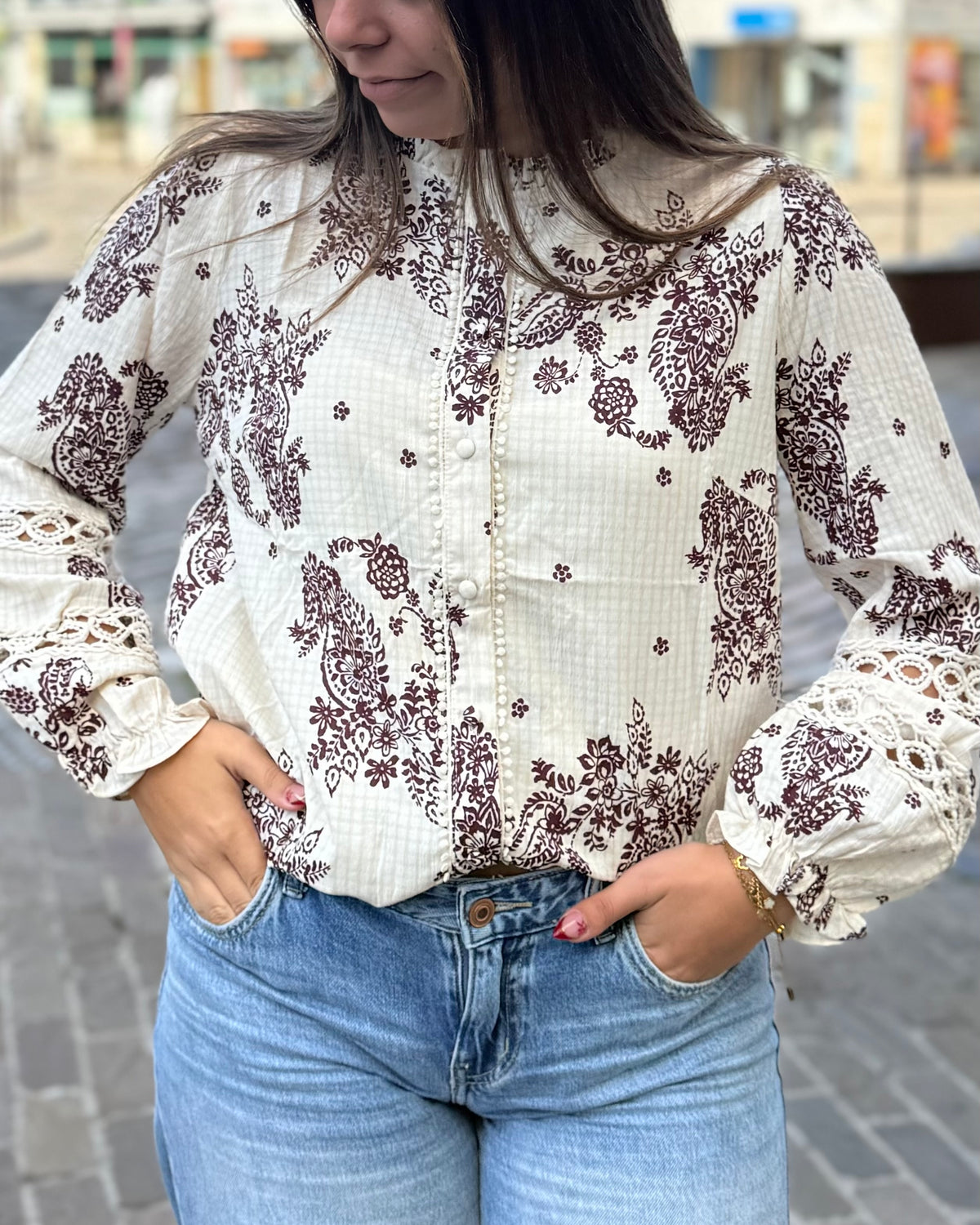 Chemise fleurie bordeaux