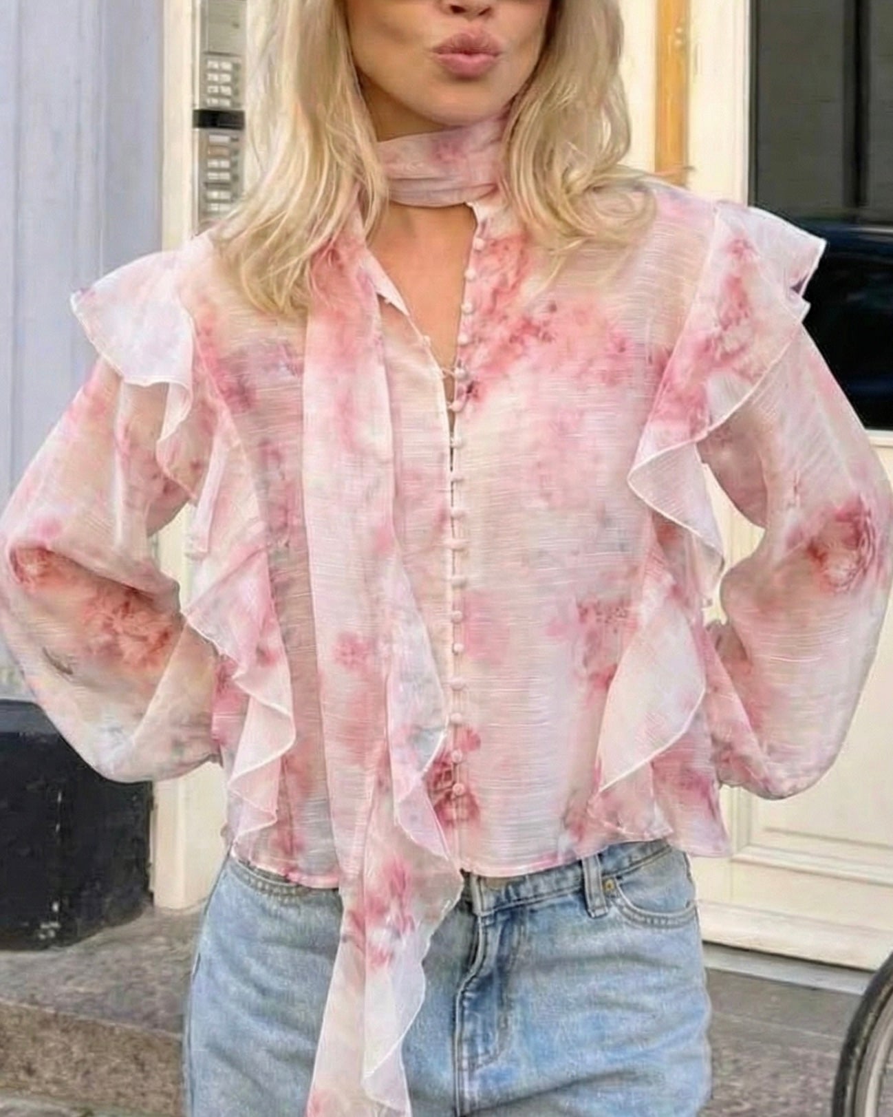 Chemise rose à volant