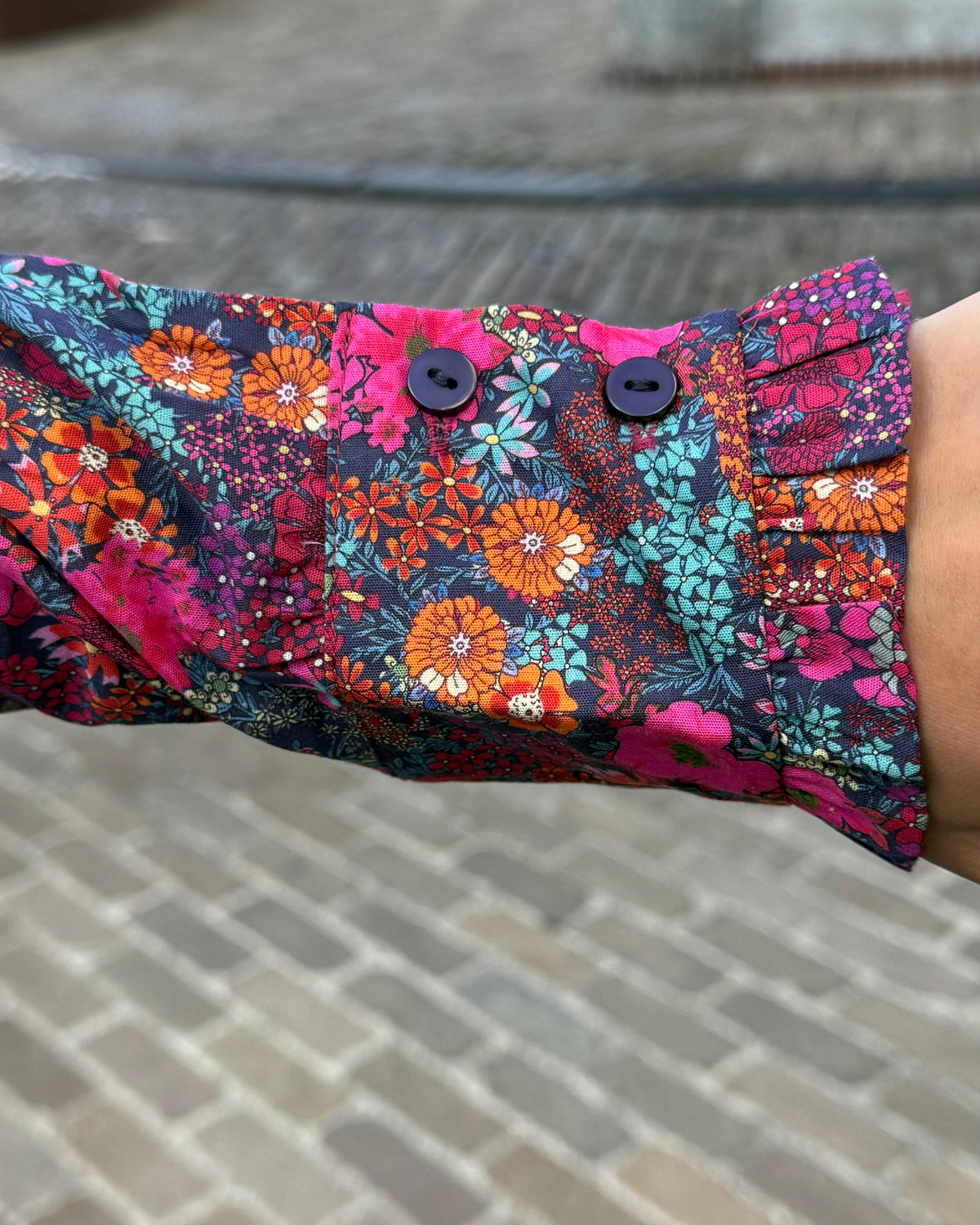 Chemise fleurie grand col multicolore