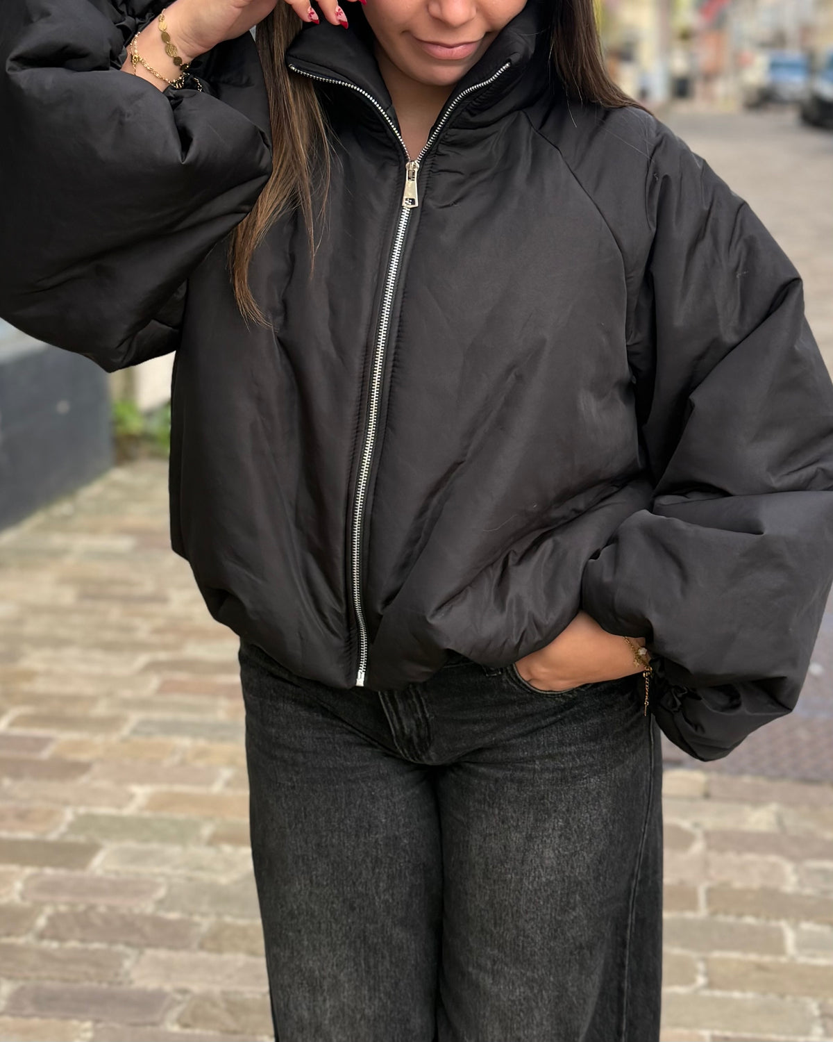 Manteau noir bouffant