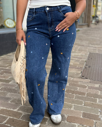Jean large fleurs brodés 36 à 46