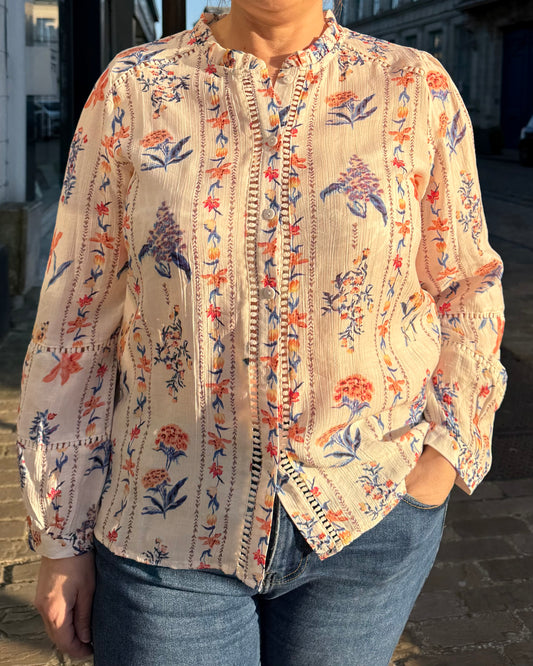 Chemisier écru femme à motifs fleuris orange et bleu