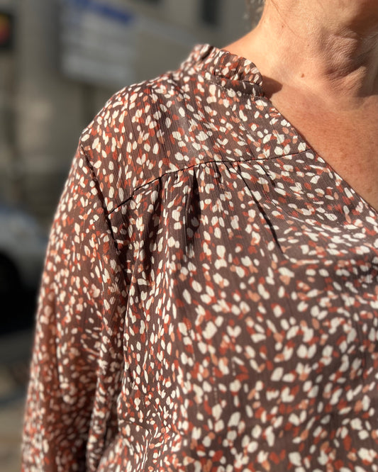 Chemise marron tacheté