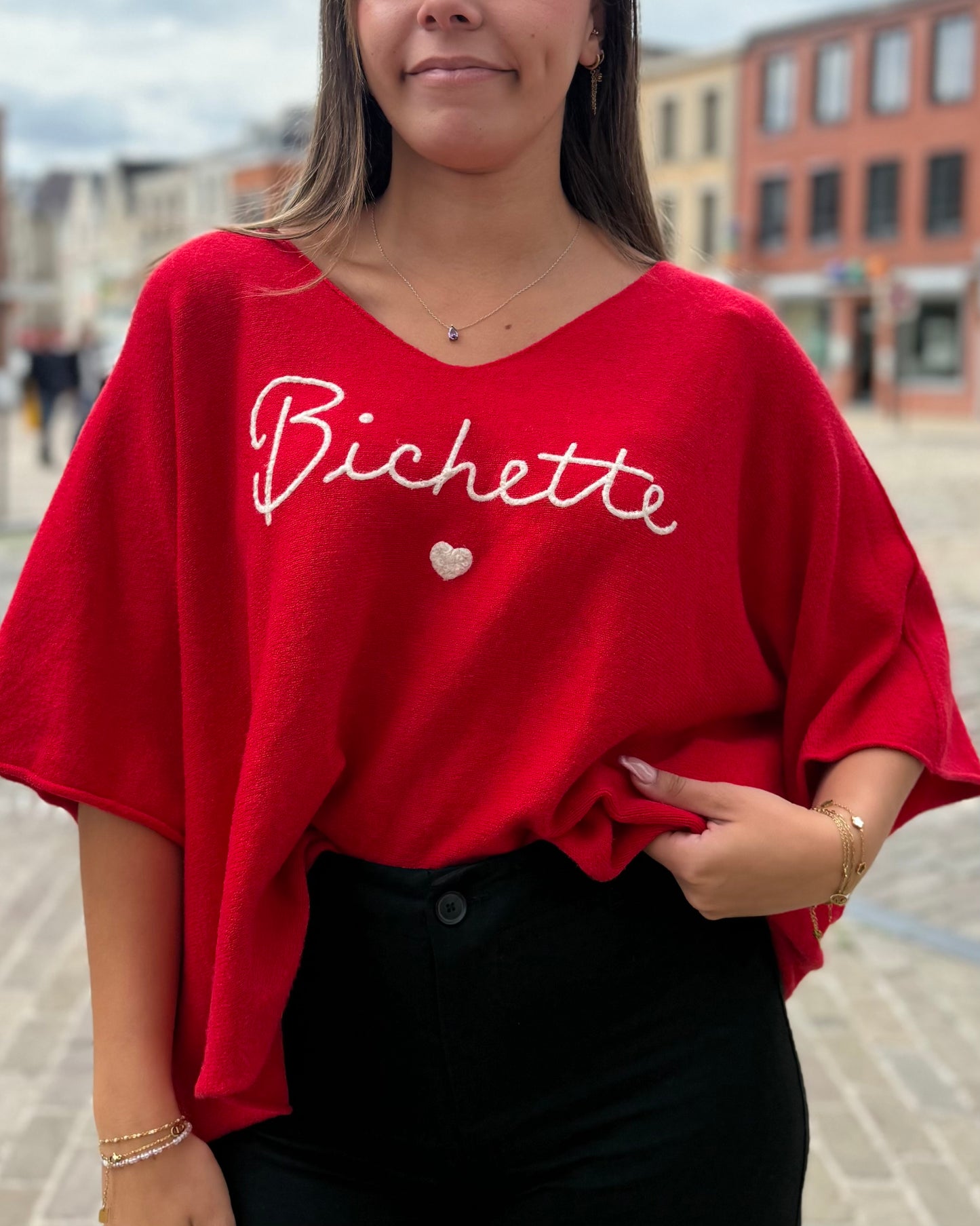 Pull rouge femme Bichette avec cœur brodé