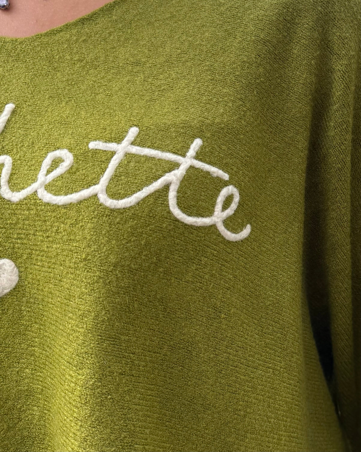 Pull vert femme Bichette avec cœur brodé